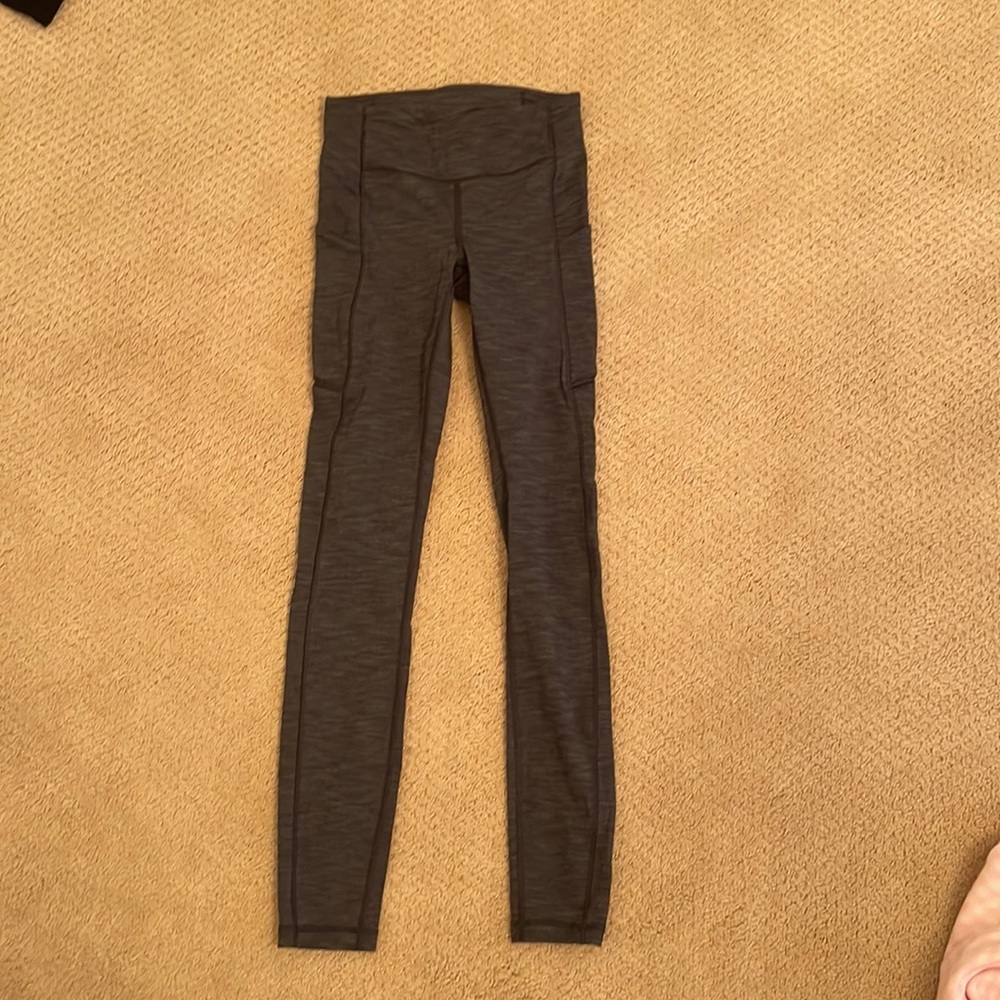 grey, lululemon leggings (with pockets on sides)